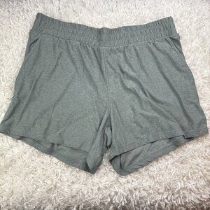 Athletic Buttercore Womens XL Green Shorts with Pockets Athletic Wear 4" Inseam